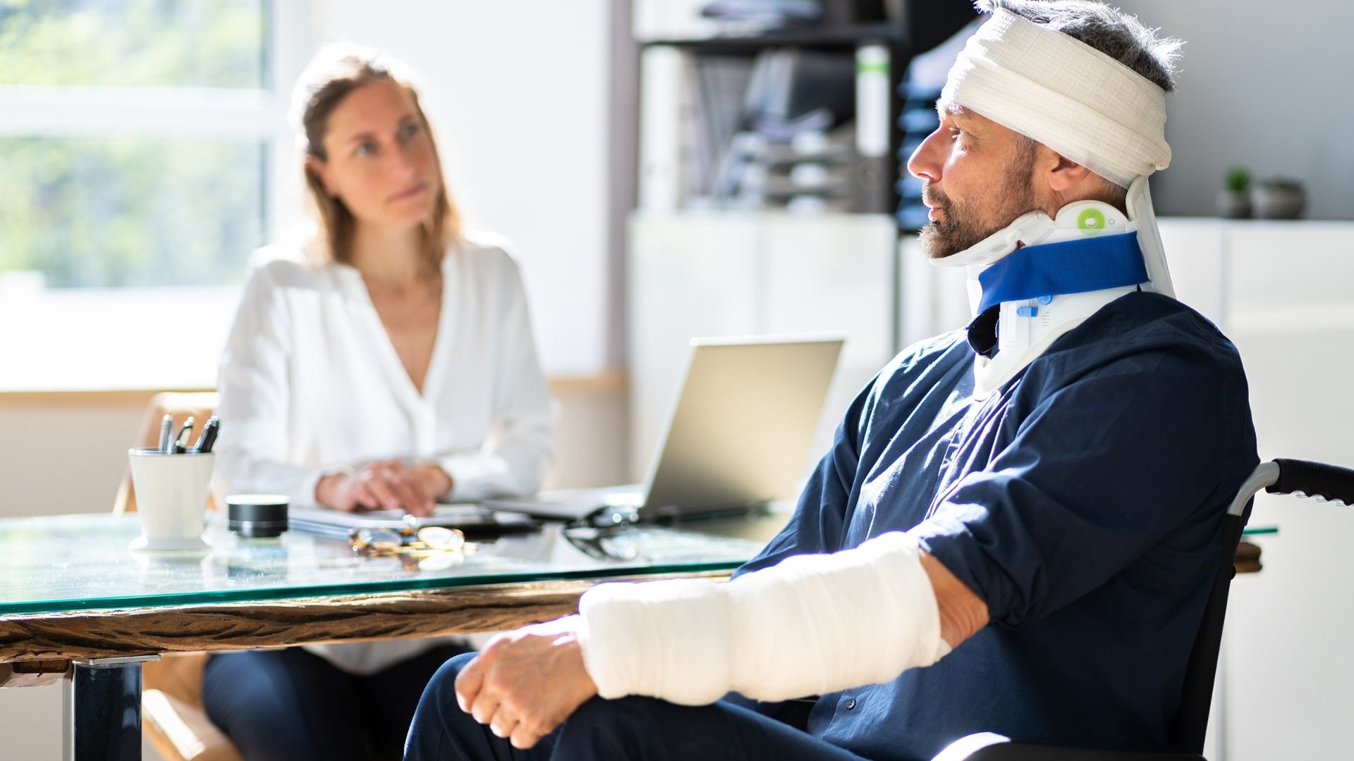 truck accident attorney costs